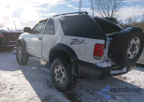 2000 Chevrolet Blazer Ls from USA, damaged, VIN 1GNCT18W7YK244948
